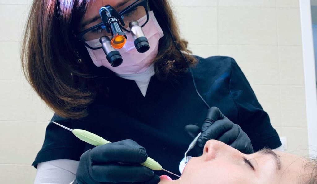 Affordable dental implants Melbourne